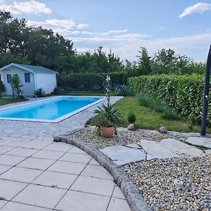  Villa Lente